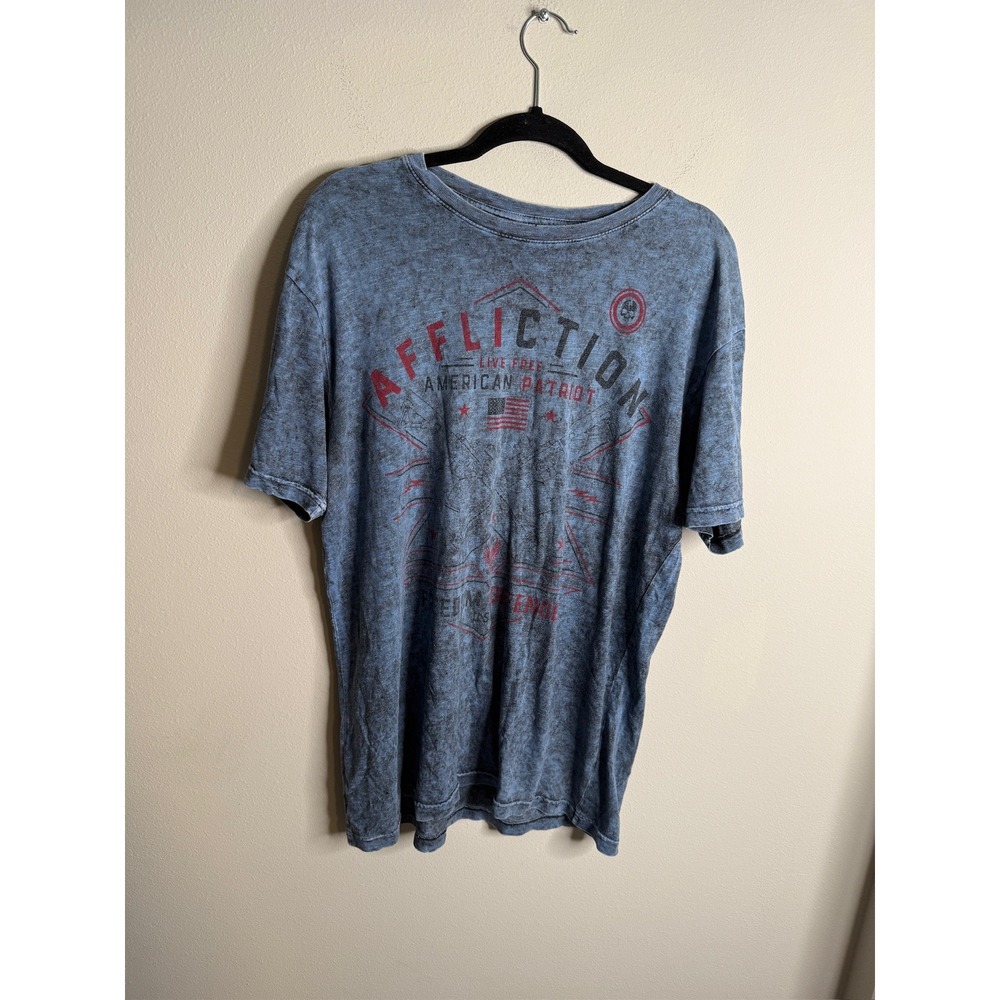Affliction Men's XL Blue Graphic American‎ Patriot Flag Short Sleeve T Shirt
